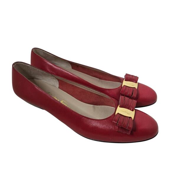 Salvatore Ferragamo Ladies Red Calf Leather Bow Pump Shoe NICCOLA Women 10 A4 - Picture 1 of 8